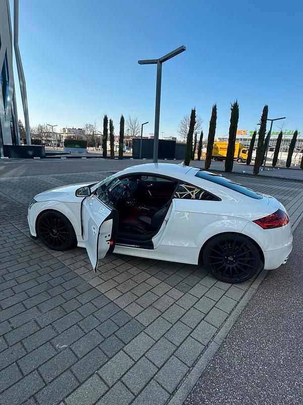 Gebraucht Audi TTS Design 272 PS (200 kW) 2011 Weiß Coupé