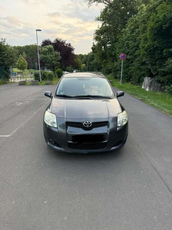 Gebraucht 2009 Toyota Auris Limousine | 3.000 € (Guter Preis) - Bild 1/4