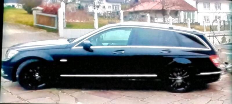 Schwarz Gebraucht 2008 Mercedes 200 Kombi | 123.456 € - Bild 1/1