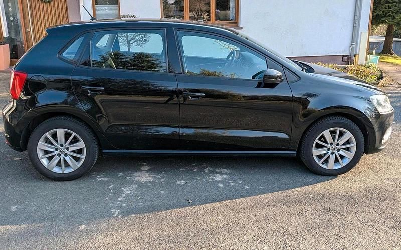 Gebraucht VW Polo 90 PS (66 kW) 2016 Schwarz Kleinwagen