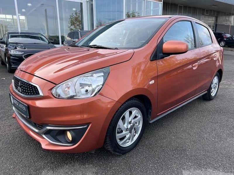 Orange (metallic) Gebraucht 2016 Mitsubishi Space Star Edition Kleinwagen | 8.950 € - Bild 1/4