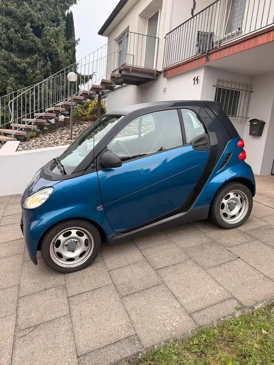Gebraucht Smart ForTwo Coupé 61 PS (44 kW) 2009 Blau Coupé