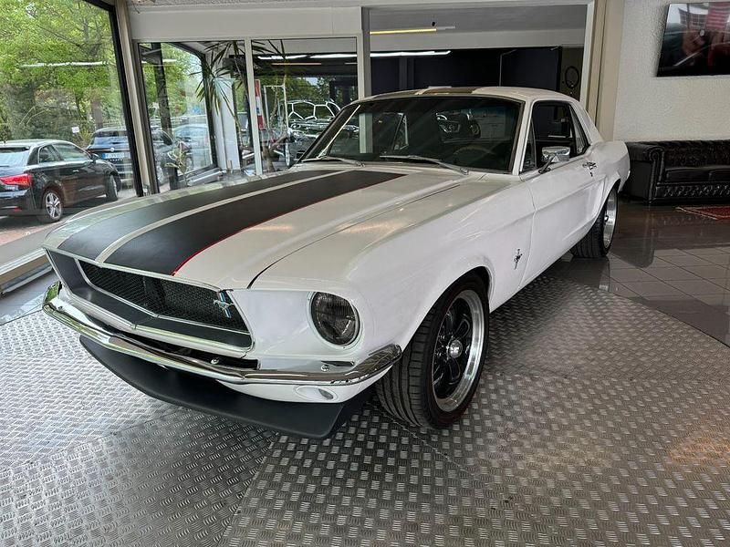 Second-hand Ford Mustang 252 CP (185 kW) 1968 Alb