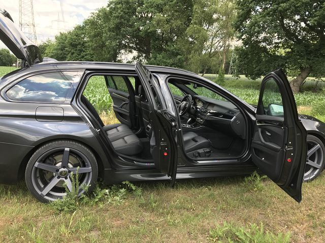 Gebraucht BMW 530 258 PS (189 kW) 2012 Grau metallic Kombi