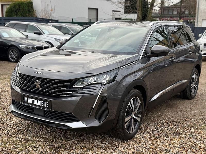 Gebraucht Peugeot 5008 Allure 131 PS (96 kW) 2021 Grau SUV