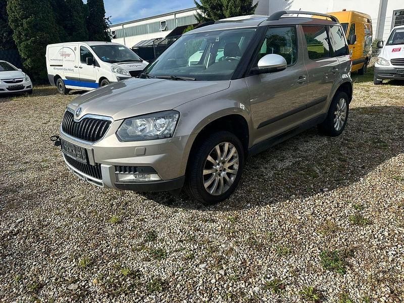 Silber Gebraucht 2014 Skoda Yeti Plus Edition SUV | 7.900 € (Superpreis) - Bild 1/4