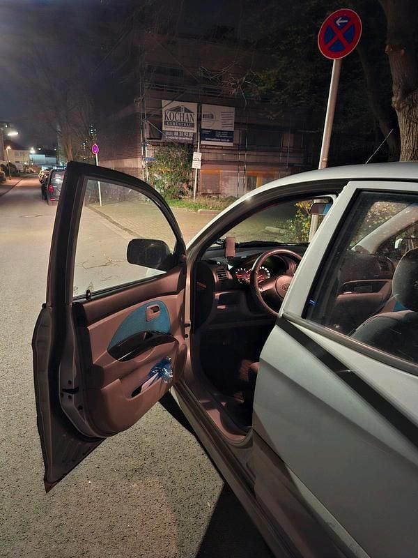 Gebraucht Kia Picanto EX 65 PS (47 kW) 2006 Silber Kleinwagen