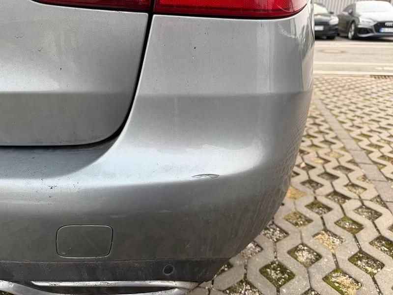 Gebraucht Mercedes C180 Exclusive 156 PS (114 kW) 2014 Grau Kombi