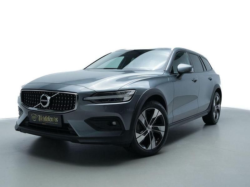 Gebraucht Volvo V60 CC Pro 250 PS (183 kW) 2021 Grau Kombi