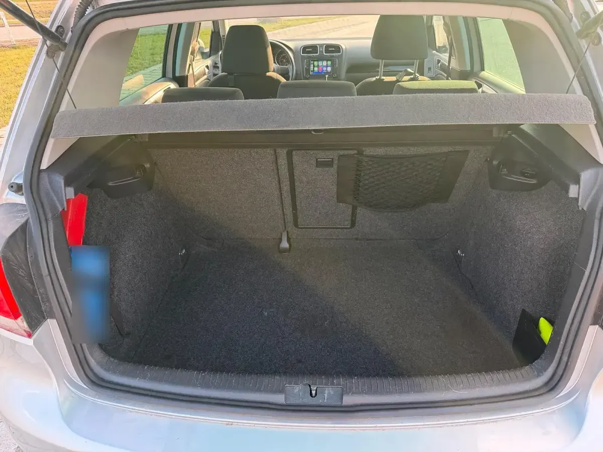 Usata VW Golf VI 80 CV (58 kW) 2008 Argento Utilitaria