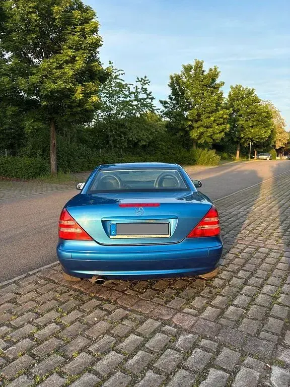 Gebraucht Mercedes SLK200 163 PS (119 kW) 2000 Blau Cabrio
