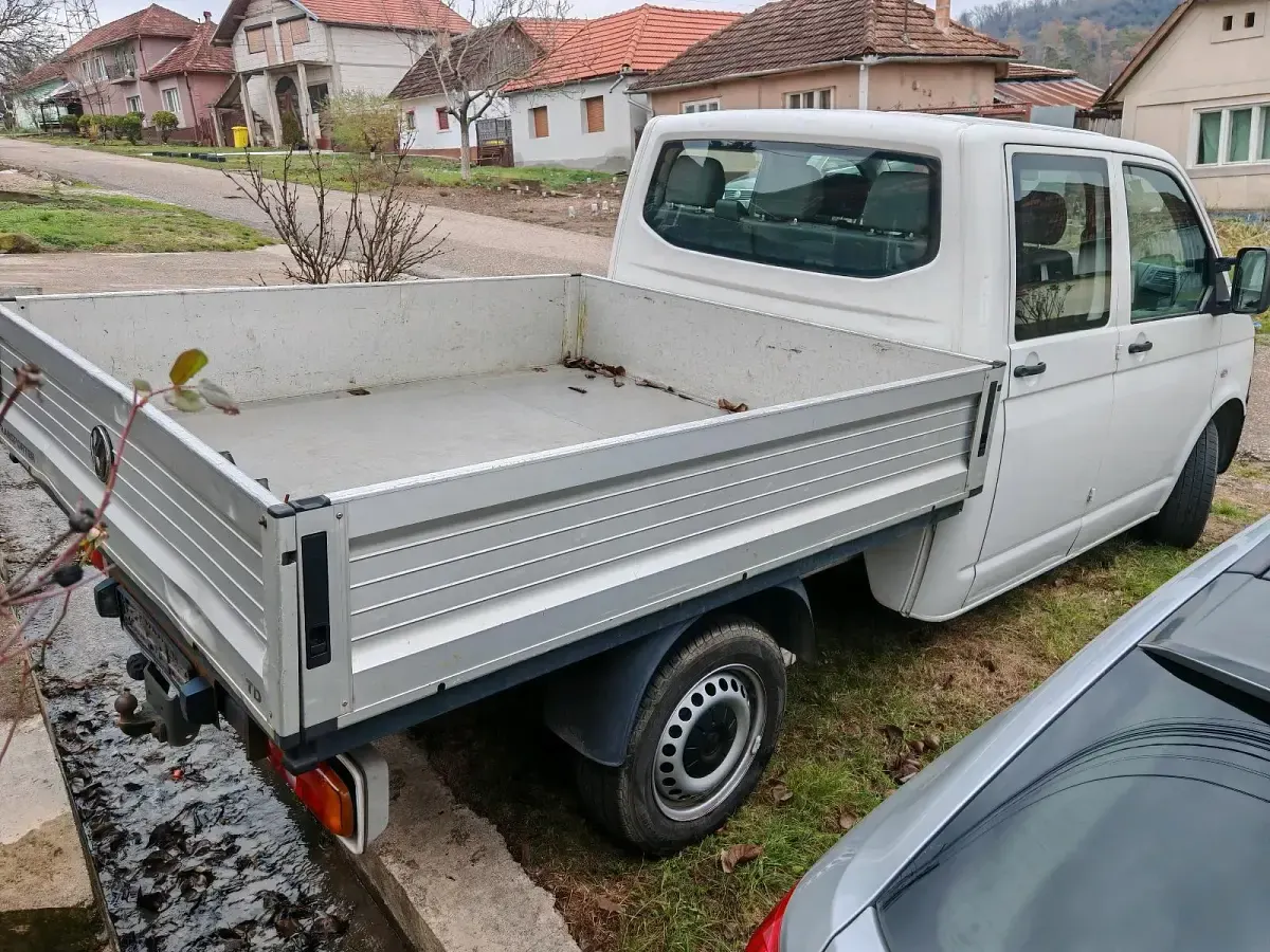 Gebraucht VW Transporter 102 PS (75 kW) 2014 Weiß Van