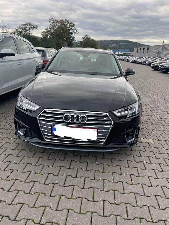 Schwarz Gebraucht 2019 Audi A4 S-Line Kombi | 19.499 € (Superpreis) - Bild 1/3