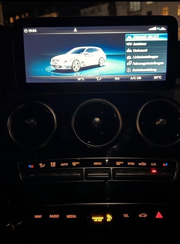 Gebraucht Mercedes C200 150 PS (110 kW) 2018 Weiß Kombi