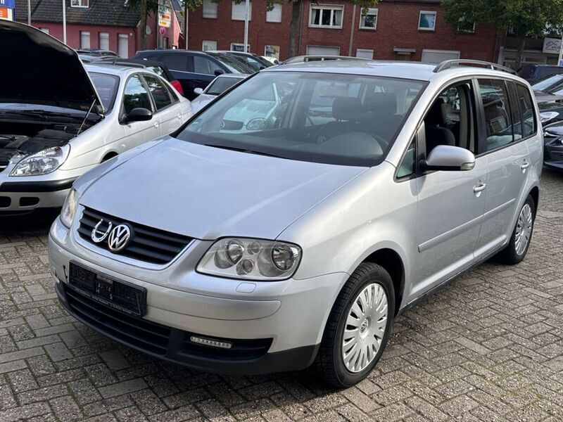Gebraucht VW Touran 140 PS (102 kW) 2006 Silber Van / Kleinbus