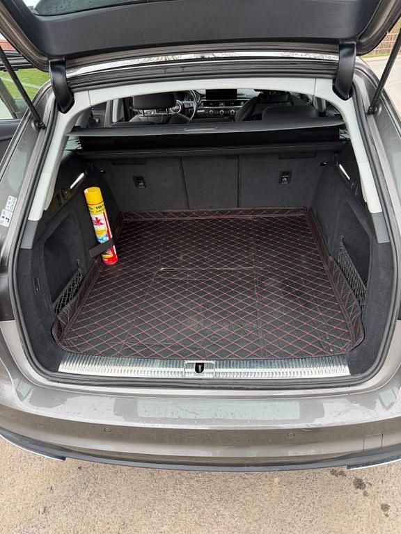 Gebraucht Audi A4 S-Line 190 PS (139 kW) 2020 Grau Kombi