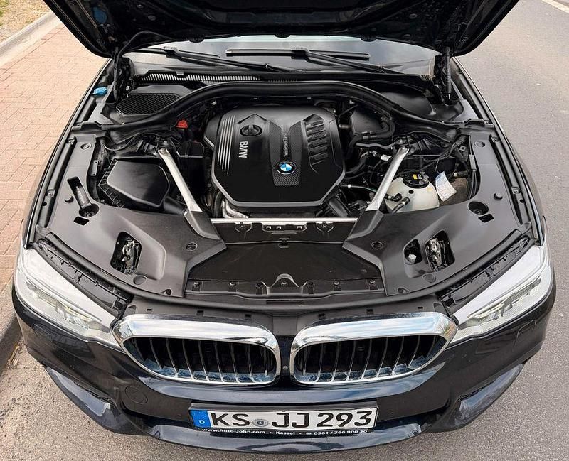Gebraucht BMW 530 Performance 265 PS (194 kW) 2018 Schwarz Kombi
