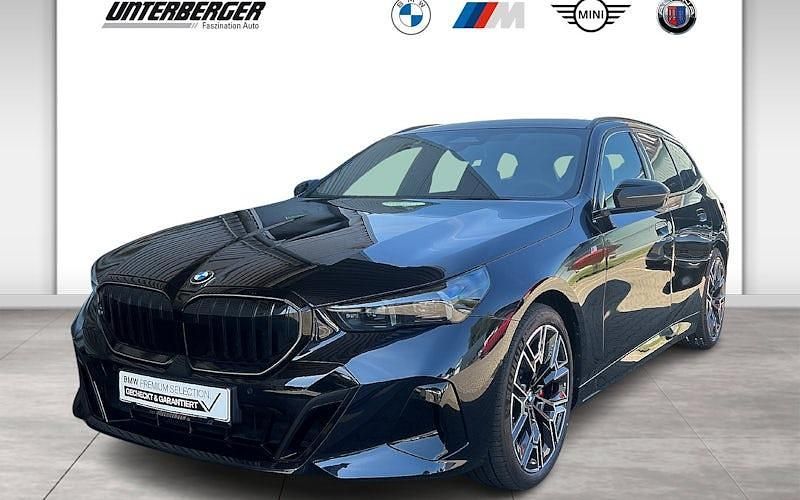 Schwarz Gebraucht 2025 BMW 520 M Sport Kombi | 65.990 € (Teuer) - Bild 1/4