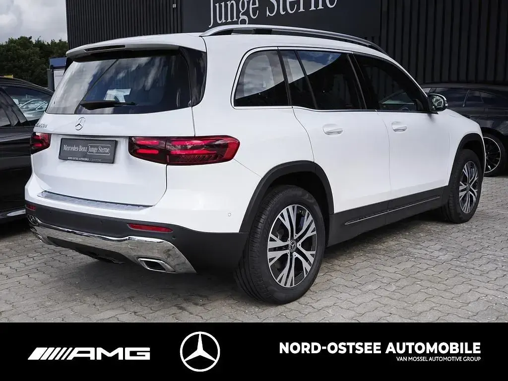 Gebraucht Mercedes GLB200 Progressive 150 PS (110 kW) 2025 Unilack polarweiß SUV