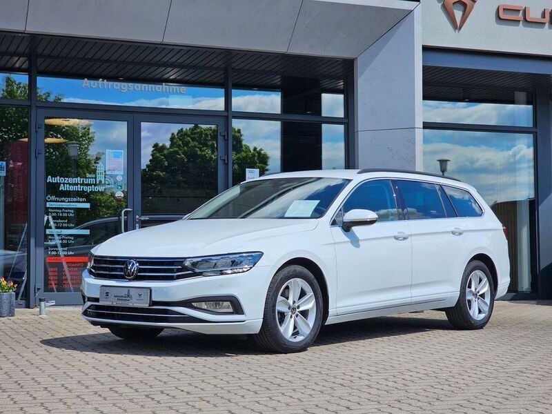Weiß Gebraucht 2023 VW Passat Business Kombi | 29.900 € (Guter Preis) - Bild 1/4