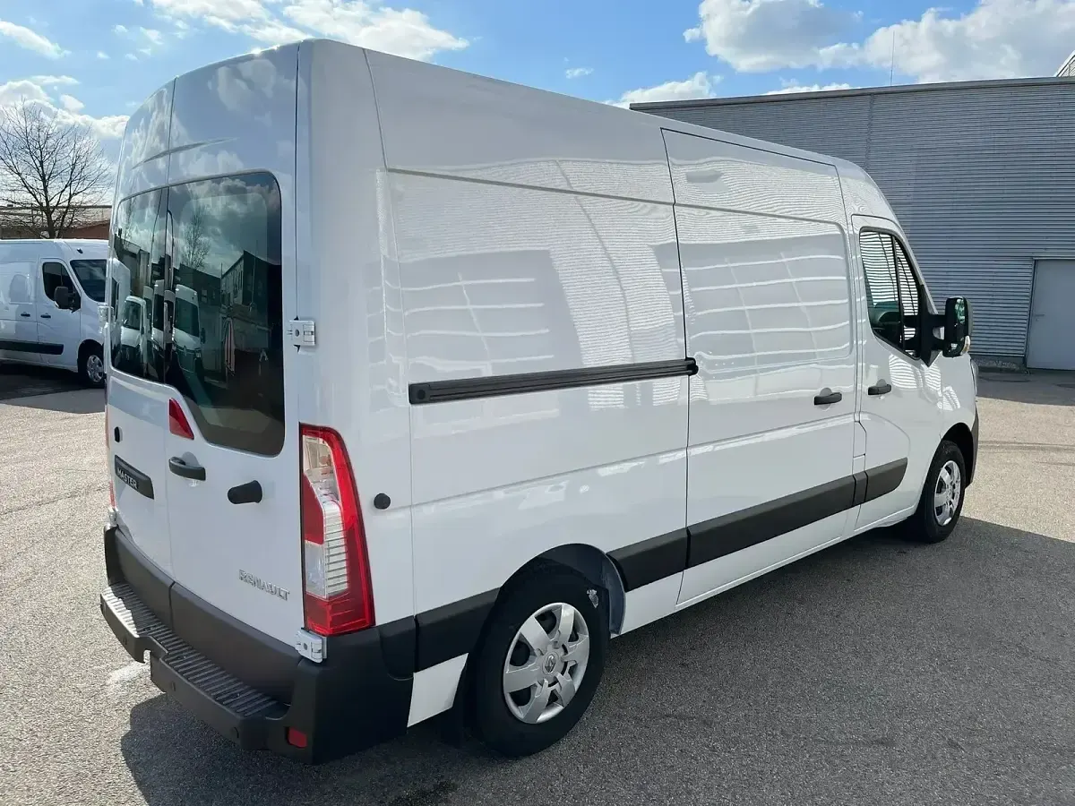 Neu Renault Master 179 PS (131 kW) 2025 Andere Van / Kleinbus