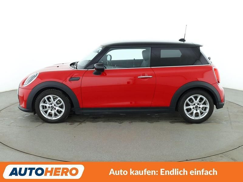 Gebraucht Mini Cooper Classic 136 PS (100 kW) 2023 Rot Kleinwagen