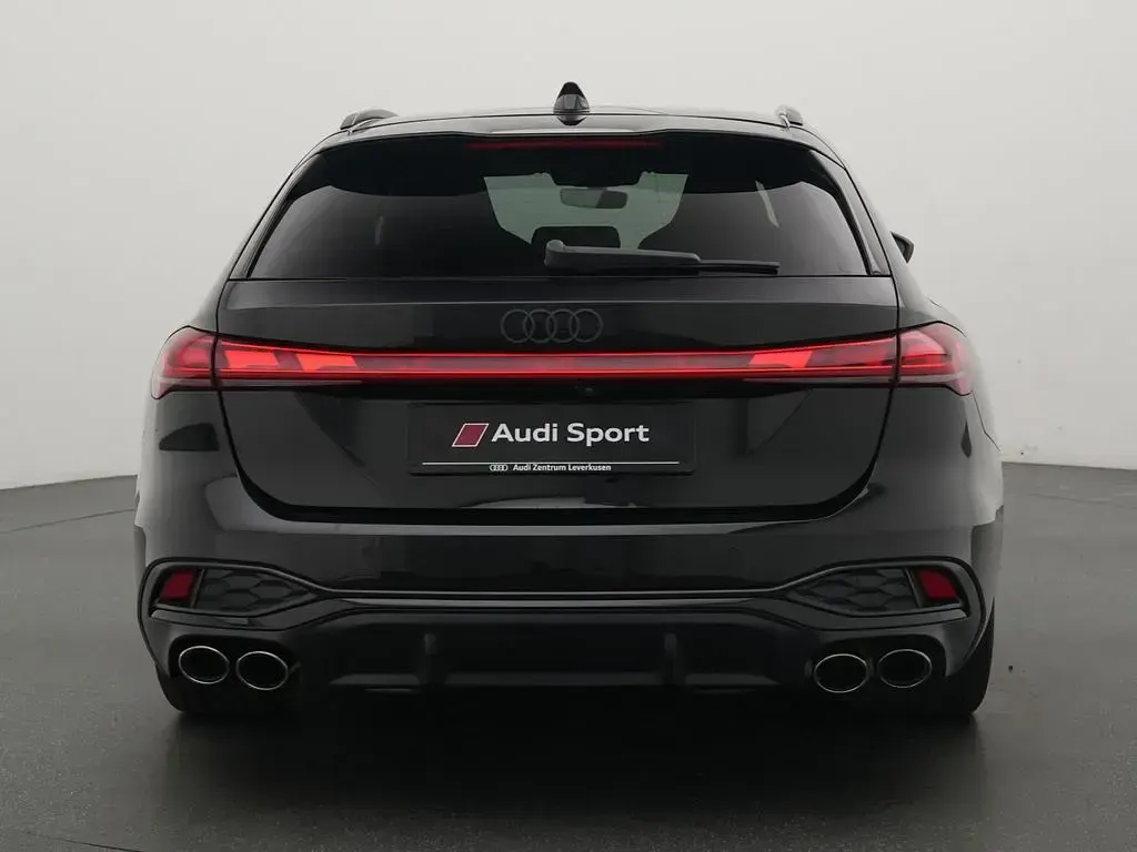 Neu Audi S5 Sport 367 PS (269 kW) 2026 Schwarz Kombi