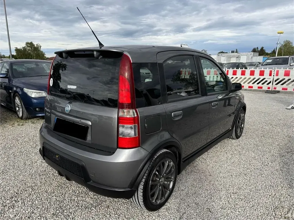 Gebraucht Fiat Panda 101 PS (74 kW) 2007 Grau Kleinwagen