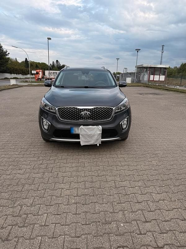Gebraucht Kia Sorento 200 PS (147 kW) 2016 Grau SUV