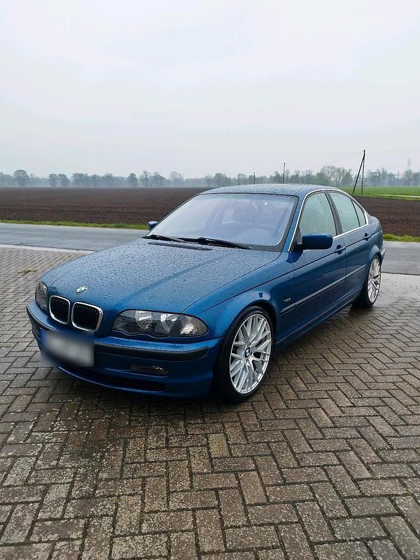 Usata BMW 325 192 CV (141 kW) 2000 Blu Berlina