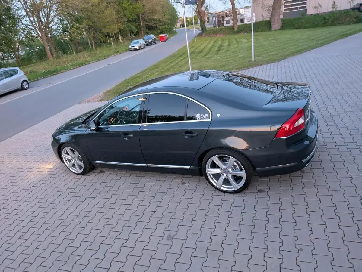 Gebraucht Volvo S80 Executive 330 PS (242 kW) 2014 Grau Limousine