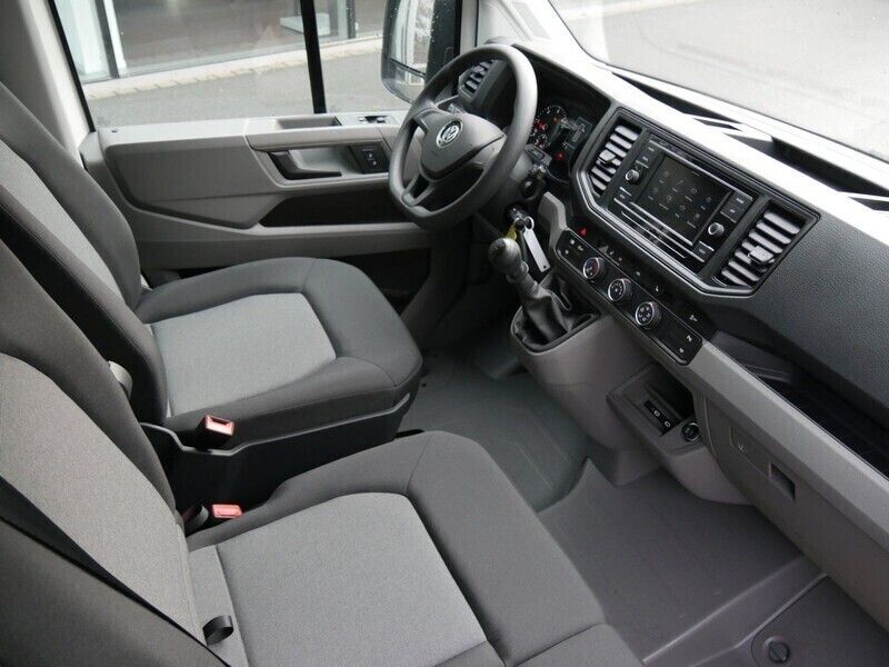 Gebraucht VW Crafter 140 PS (102 kW) 2023 Weiss Van