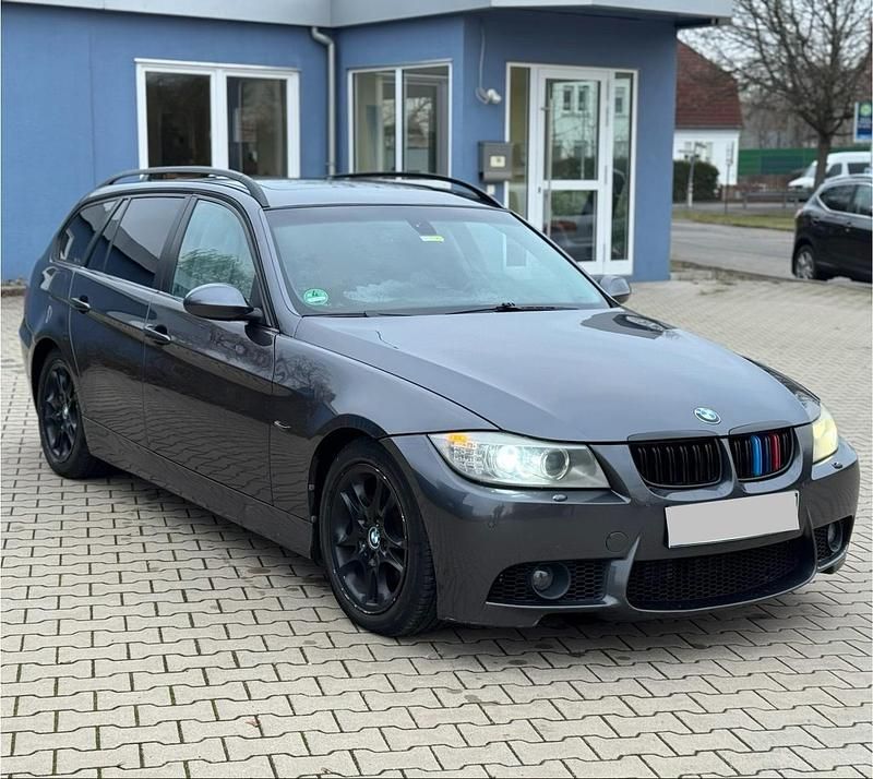 Grau Gebraucht 2008 BMW 320 M Sport Kombi | 3.499 € (Superpreis) - Bild 1/4
