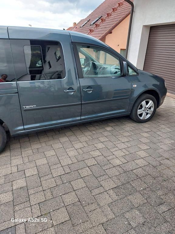 Grau Gebraucht 2010 VW Caddy Maxi Van / Kleinbus | 6.000 € (Fairer Preis) - Bild 1/4