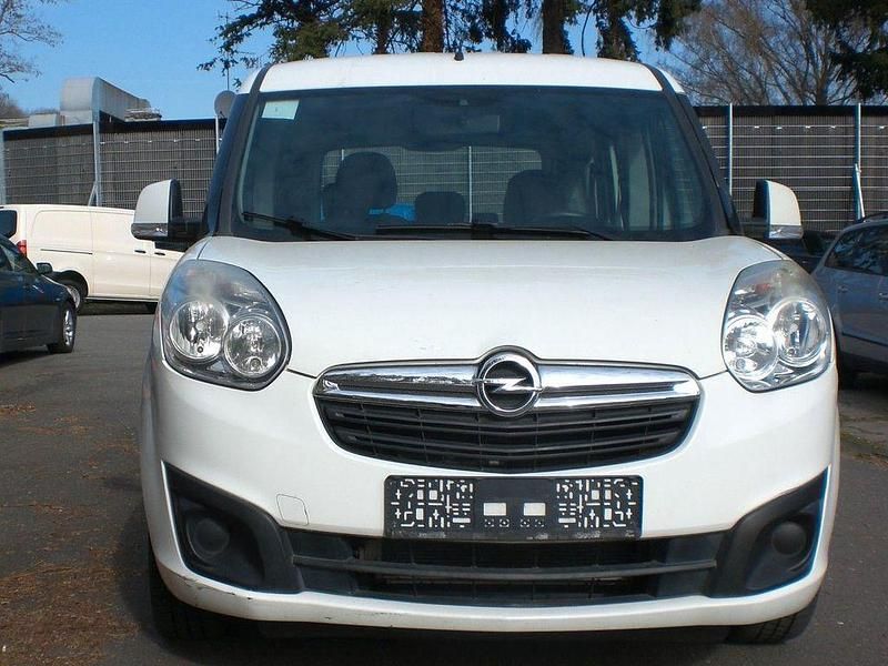 Gebraucht Opel Combo 95 PS (69 kW) 2014 Weiß Van / Kleinbus