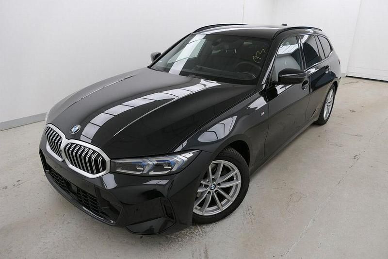Schwarz Gebraucht 2024 BMW 320 M Sport Limousine | 37.890 € (Guter Preis) - Bild 1/4