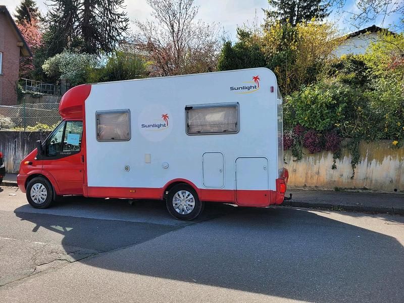 Gebraucht Ford Transit 112 PS (82 kW) 2009 Rot Van