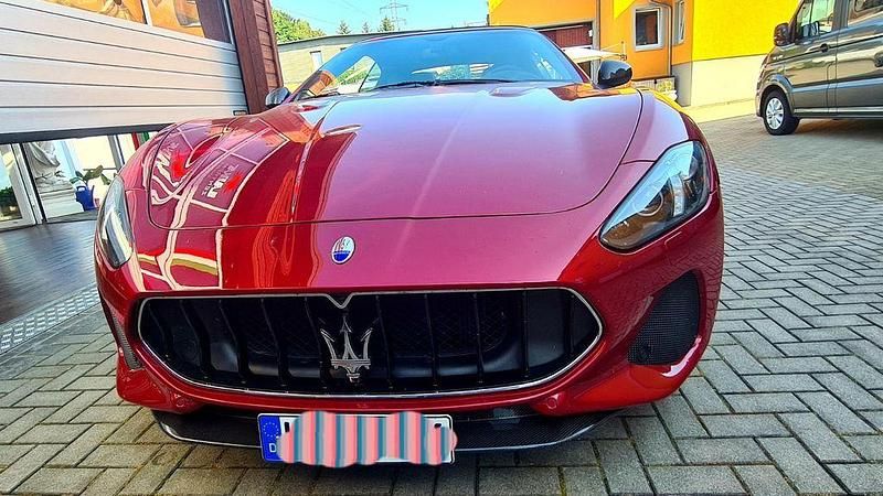 Gebraucht Maserati GranCabrio 460 PS (338 kW) 2018 Rot Cabrio