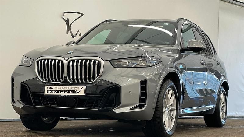 Gebraucht BMW X5 Efficient Dynamics 286 PS (210 kW) 2024 Skyscraper grau metallic SUV