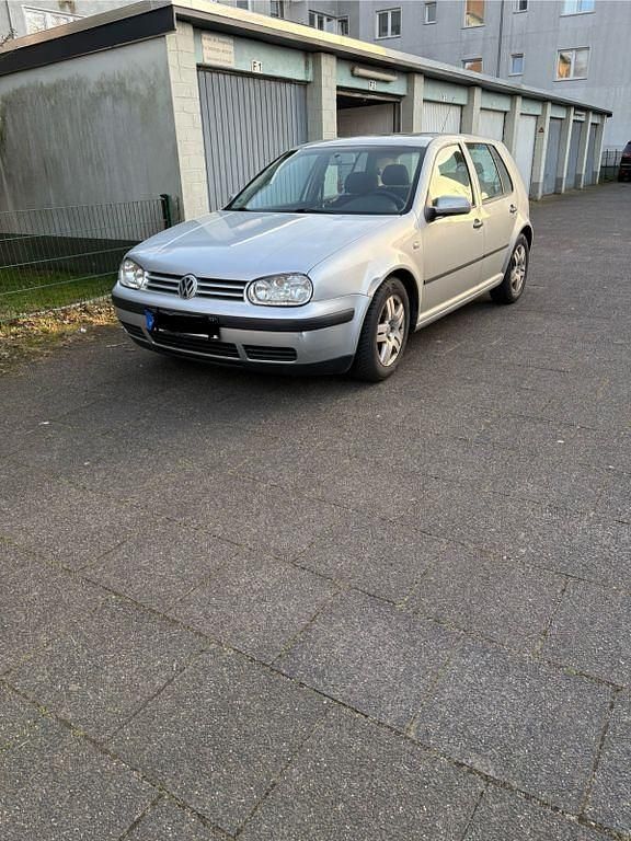 Gebraucht VW Golf IV Basis 75 PS (55 kW) 2003 Silber Limousine