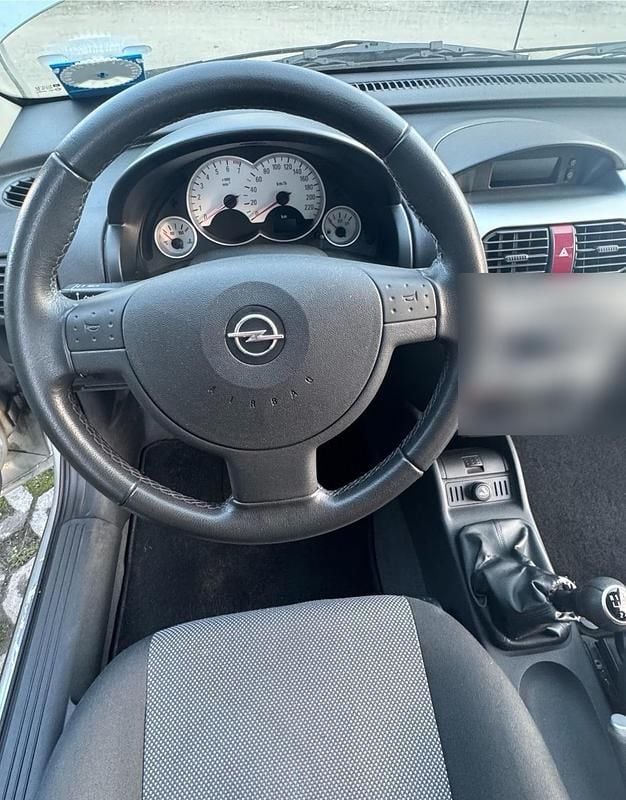 Gebraucht Opel Corsa 60 PS (44 kW) 2006 Silber Kleinwagen