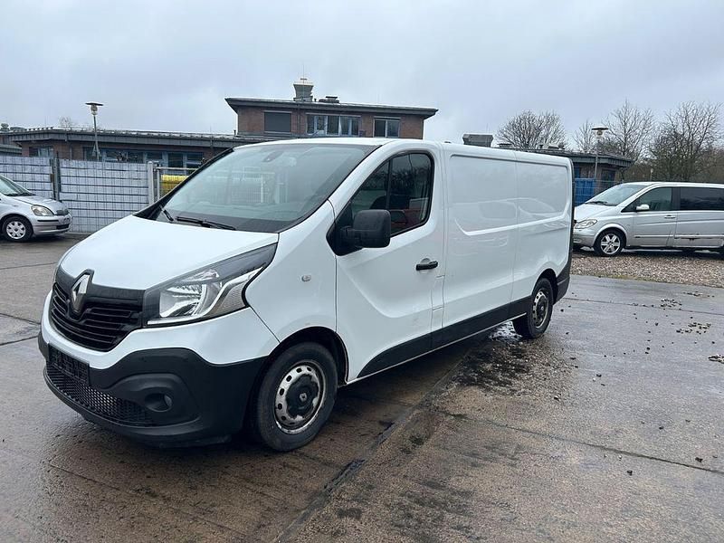 Gebraucht Renault Trafic 125 PS (91 kW) 2019 Weiß Van / Kleinbus