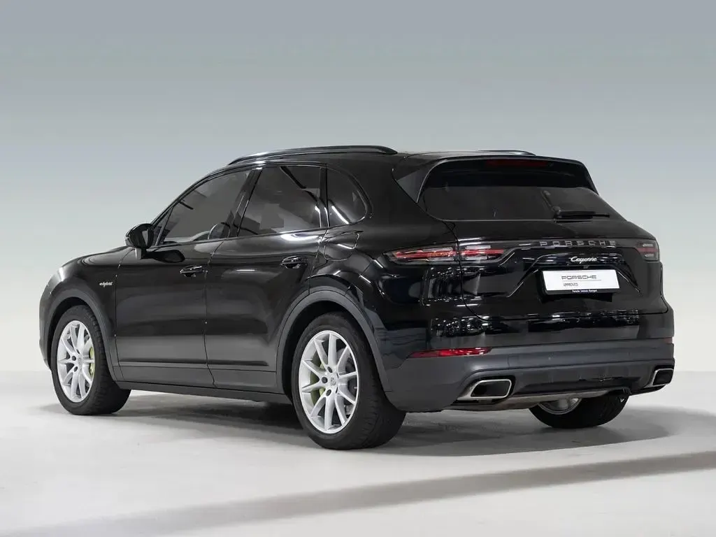Gebraucht Porsche Cayenne 462 PS (339 kW) 2022 Schwarz SUV