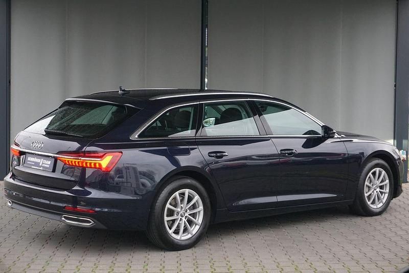 Gebraucht Audi A6 Ambiente 204 PS (150 kW) 2019 Firmamentblau metallic Kombi