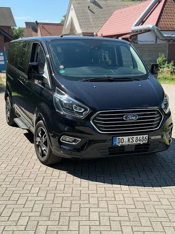 Gebraucht Ford Tourneo Custom Titanium X 185 PS (136 kW) 2019 Schwarz Van