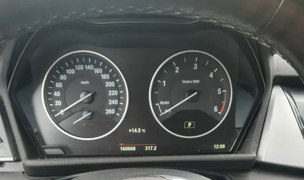 Gebraucht BMW 218 Advantage 150 PS (110 kW) 2018 Schwarz Kombi