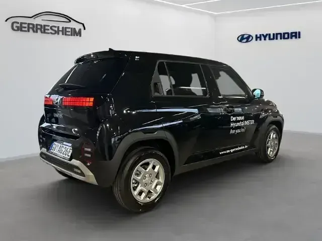 Gebraucht Hyundai Inster Trend 71 kW (97 PS) 2025 Schwarz Kleinwagen