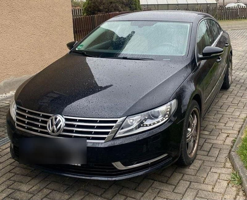 Schwarz Gebraucht 2012 VW Passat Exclusive Coupé | 6.950 € (Fairer Preis) - Bild 1/4