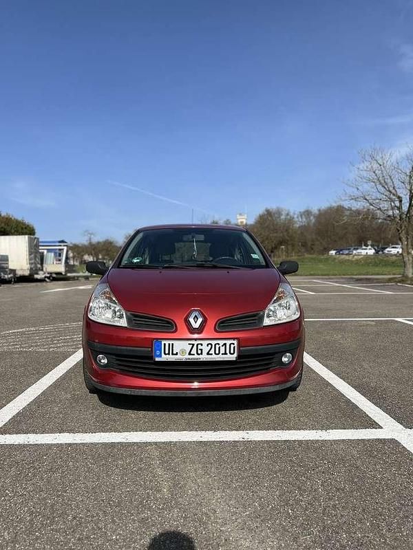 Gebraucht Renault Clio II 88 PS (64 kW) 2006 Limousine