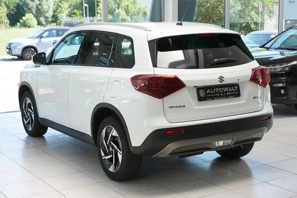 Neu Suzuki Vitara Comfort 110 PS (80 kW) 2026 Weiß SUV